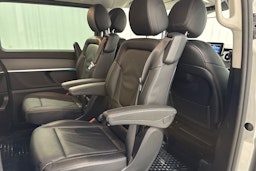 hopea Mercedes-Benz V 2016 kuva 30.