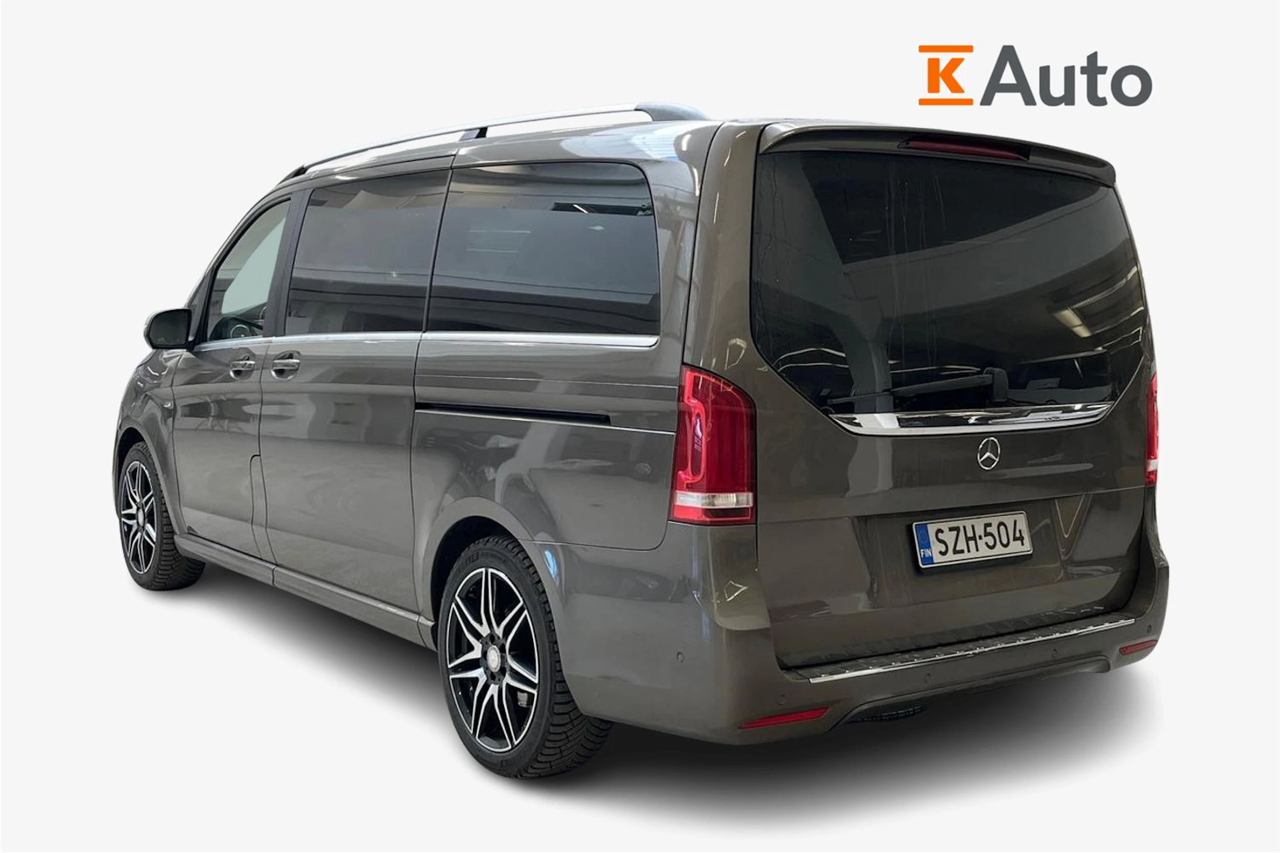 ruskea (beige) Mercedes-Benz V 2016 kuva 2.