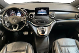 ruskea (beige) Mercedes-Benz V 2016 kuva 9.