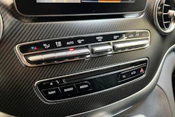 ruskea (beige) Mercedes-Benz V 2016 kuva 19.