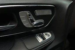 ruskea (beige) Mercedes-Benz V 2016 kuva 22.