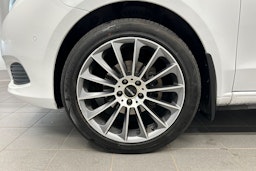 valkoinen Mercedes-Benz V 2016 kuva 11.