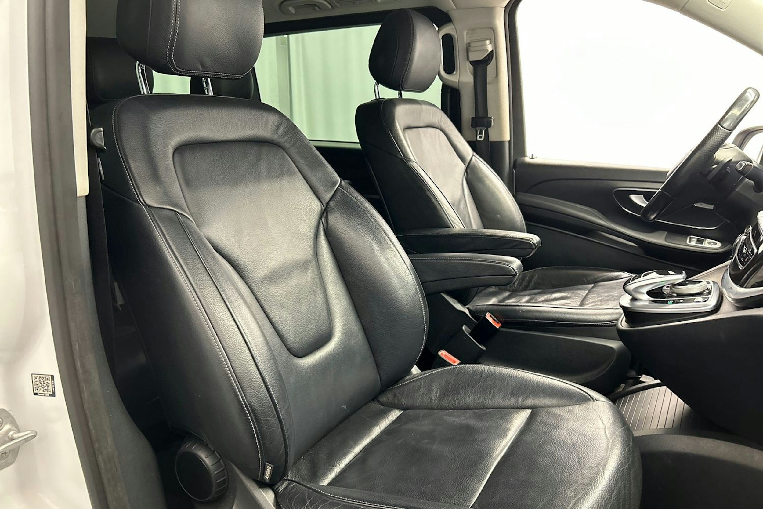 valkoinen Mercedes-Benz V 2016 kuva 18.