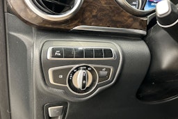 valkoinen Mercedes-Benz V 2016 kuva 20.