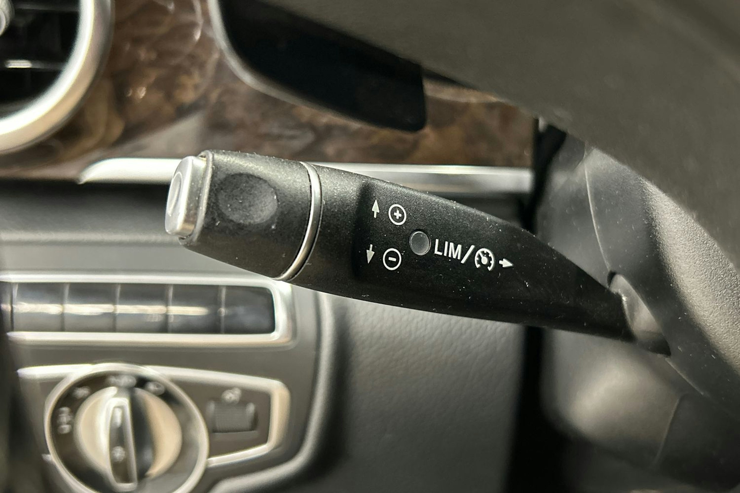 valkoinen Mercedes-Benz V 2016 kuva 21.