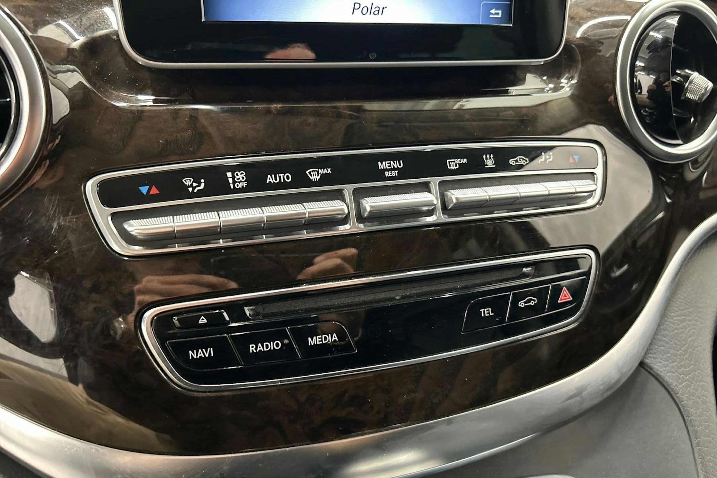 valkoinen Mercedes-Benz V 2016 kuva 24.