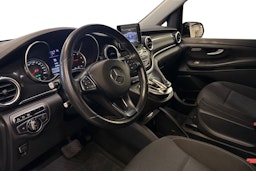 musta Mercedes-Benz V 2016 kuva 7.