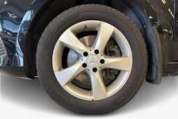 musta Mercedes-Benz V 2016 kuva 11.