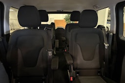 musta Mercedes-Benz V 2016 kuva 15.