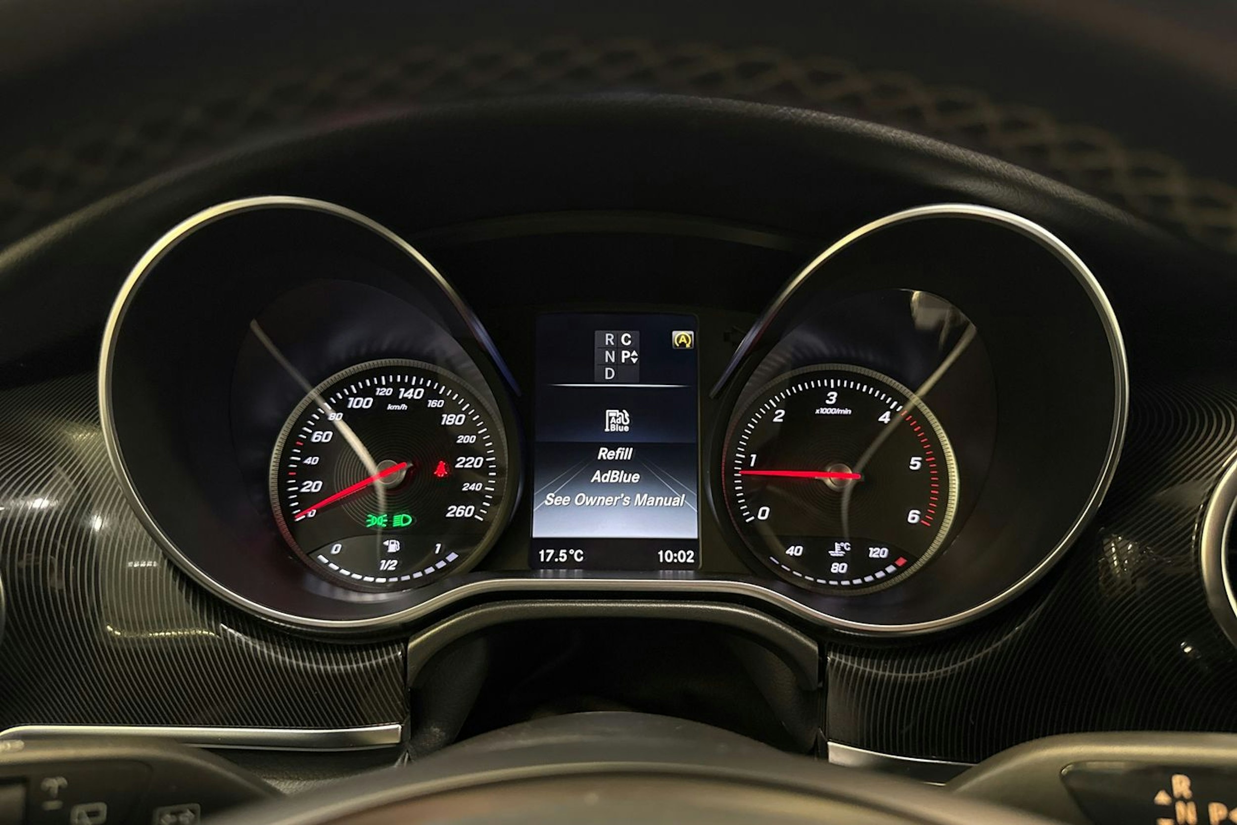 musta Mercedes-Benz V 2016 kuva 17.