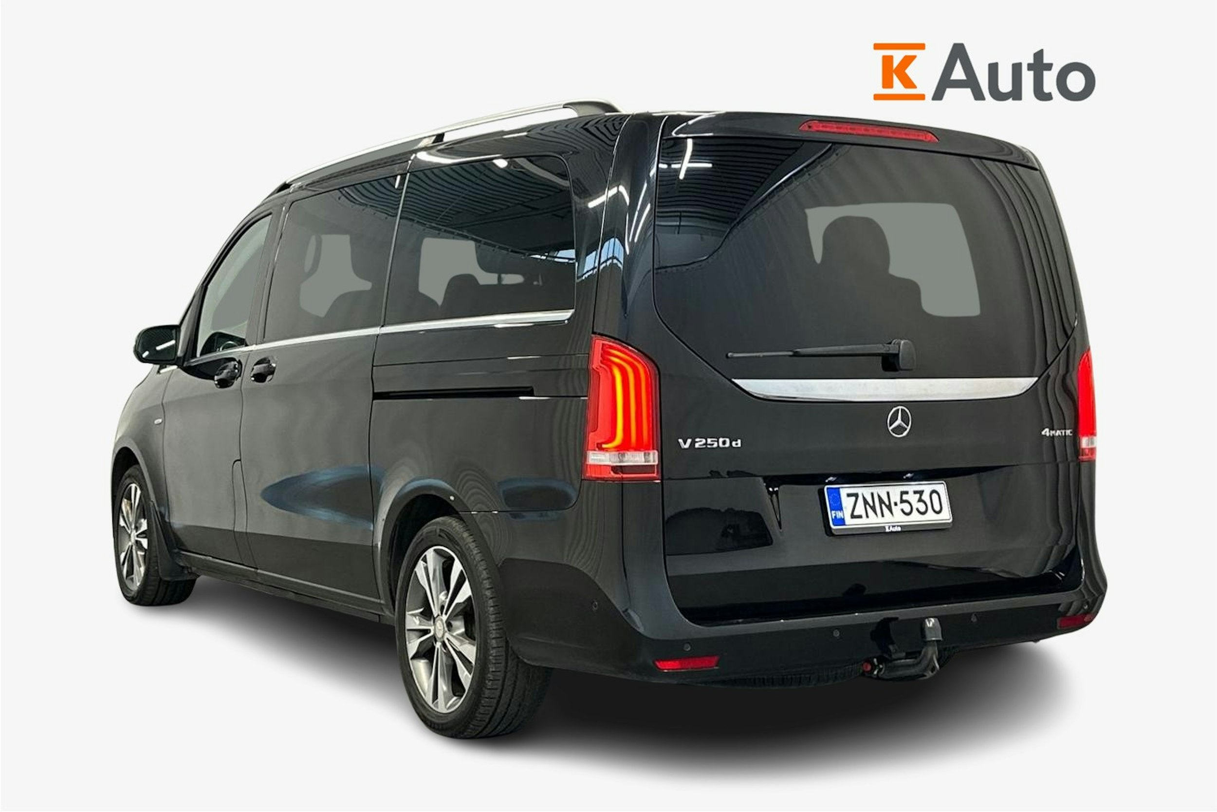 musta Mercedes-Benz V 2016 kuva 2.