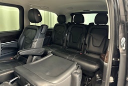musta Mercedes-Benz V 2016 kuva 14.