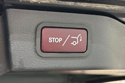 musta Mercedes-Benz V 2016 kuva 16.