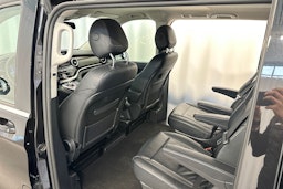 musta Mercedes-Benz V 2016 kuva 18.