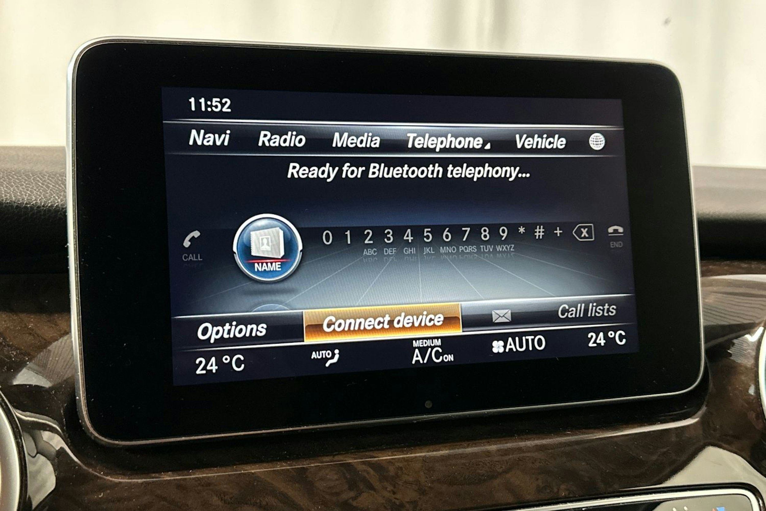 musta Mercedes-Benz V 2016 kuva 21.