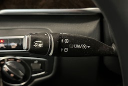 musta Mercedes-Benz V 2016 kuva 26.