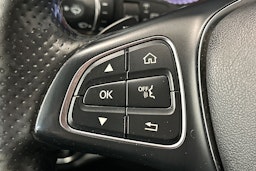 musta Mercedes-Benz V 2016 kuva 27.
