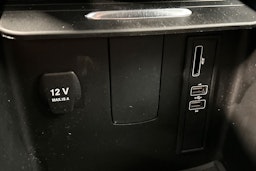 musta Mercedes-Benz V 2016 kuva 34.