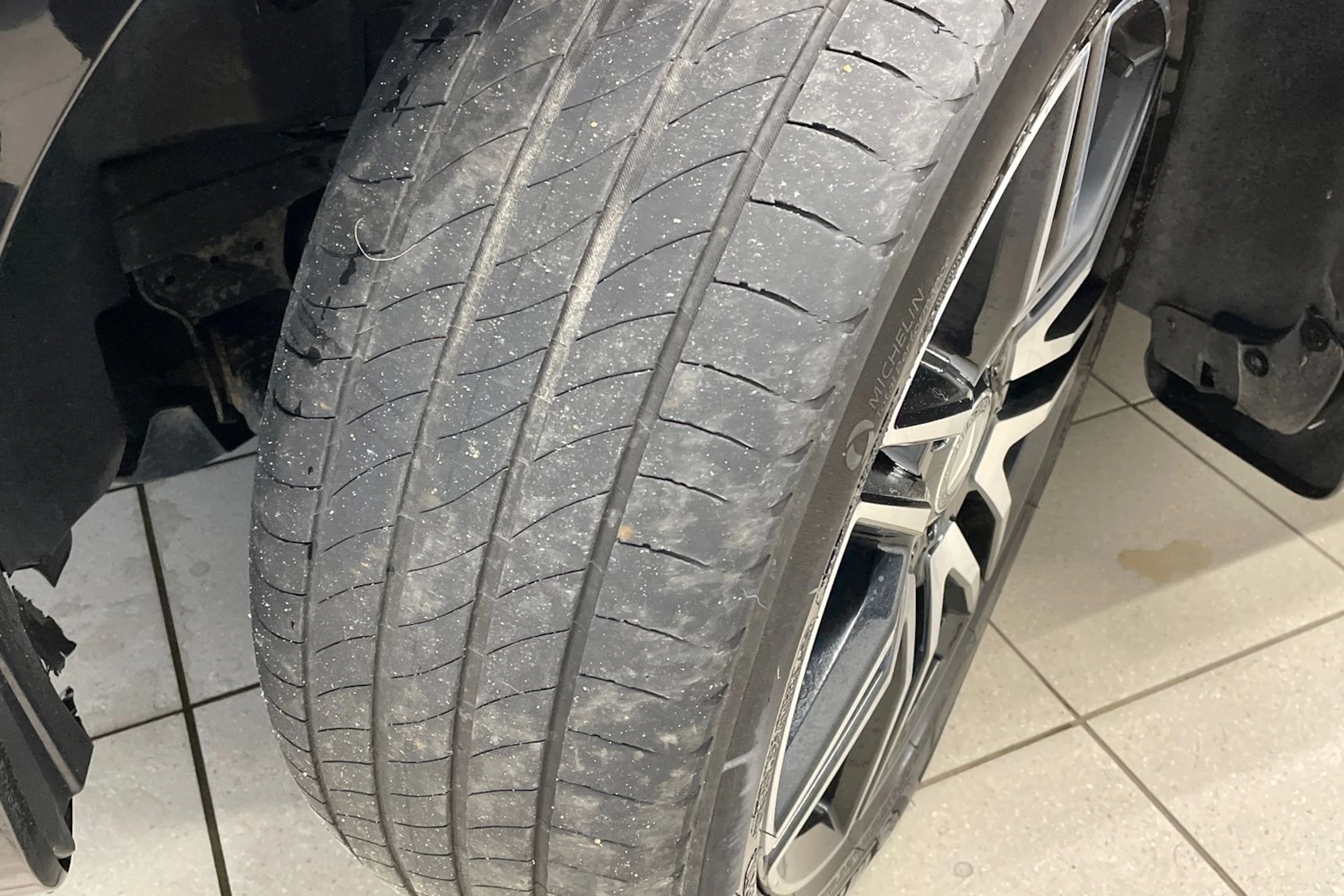 Musta Mercedes-Benz V 2017 kuva 13.