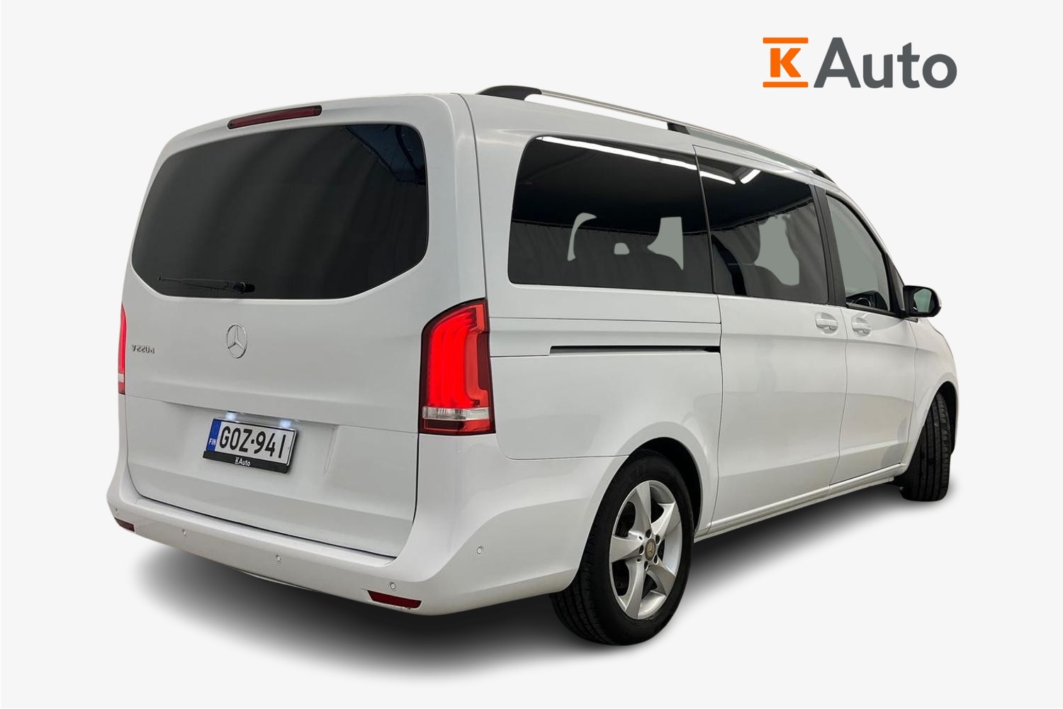 Mercedes-Benz V 220 d keskipitkä A2 A 2017, kuva 3/14