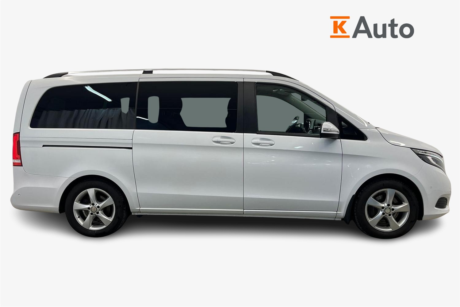 Mercedes-Benz V 220 d keskipitkä A2 A 2017, kuva 7/14