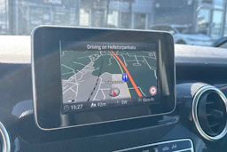 valkoinen Mercedes-Benz V 2017 kuva 15.