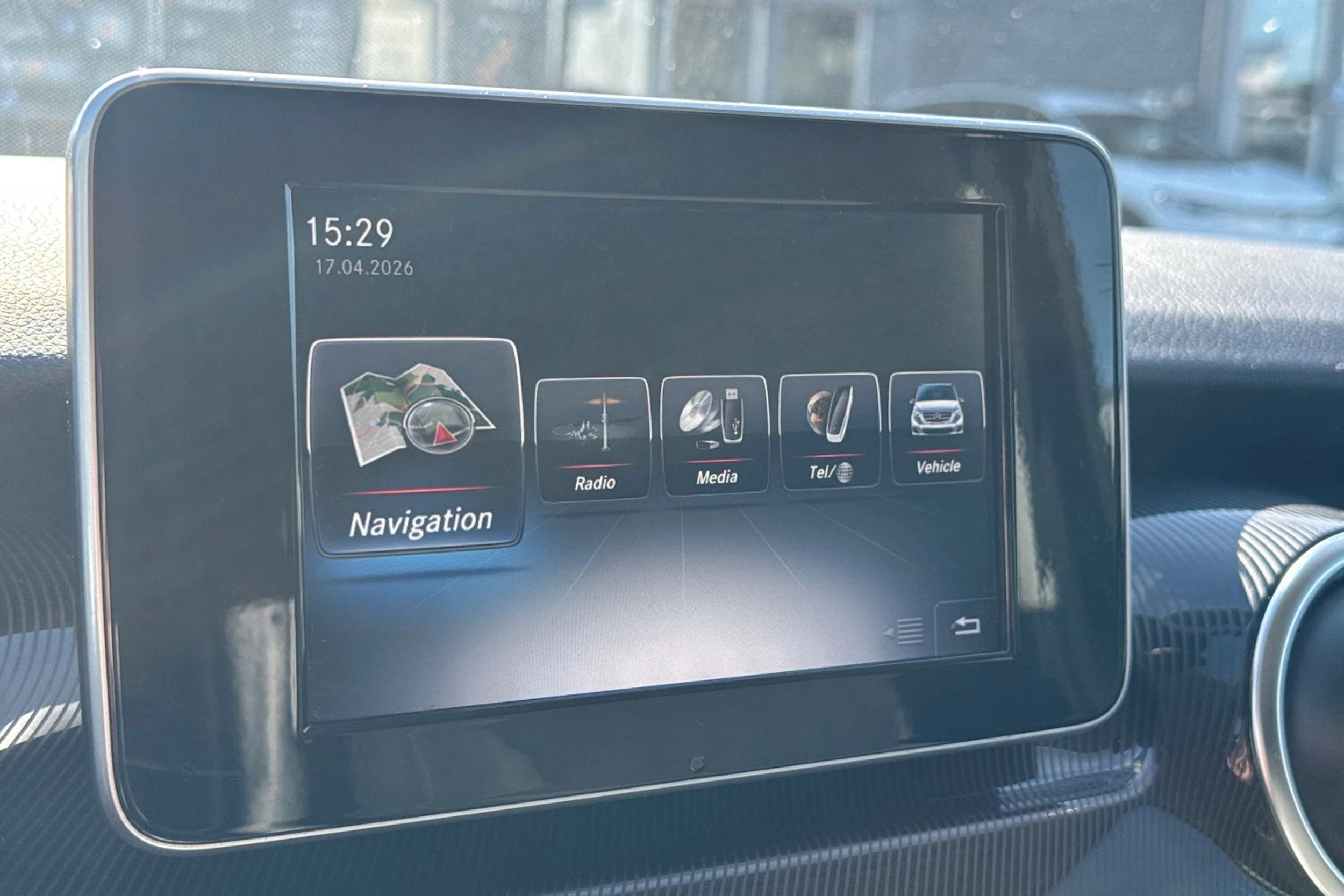 valkoinen Mercedes-Benz V 2017 kuva 17.