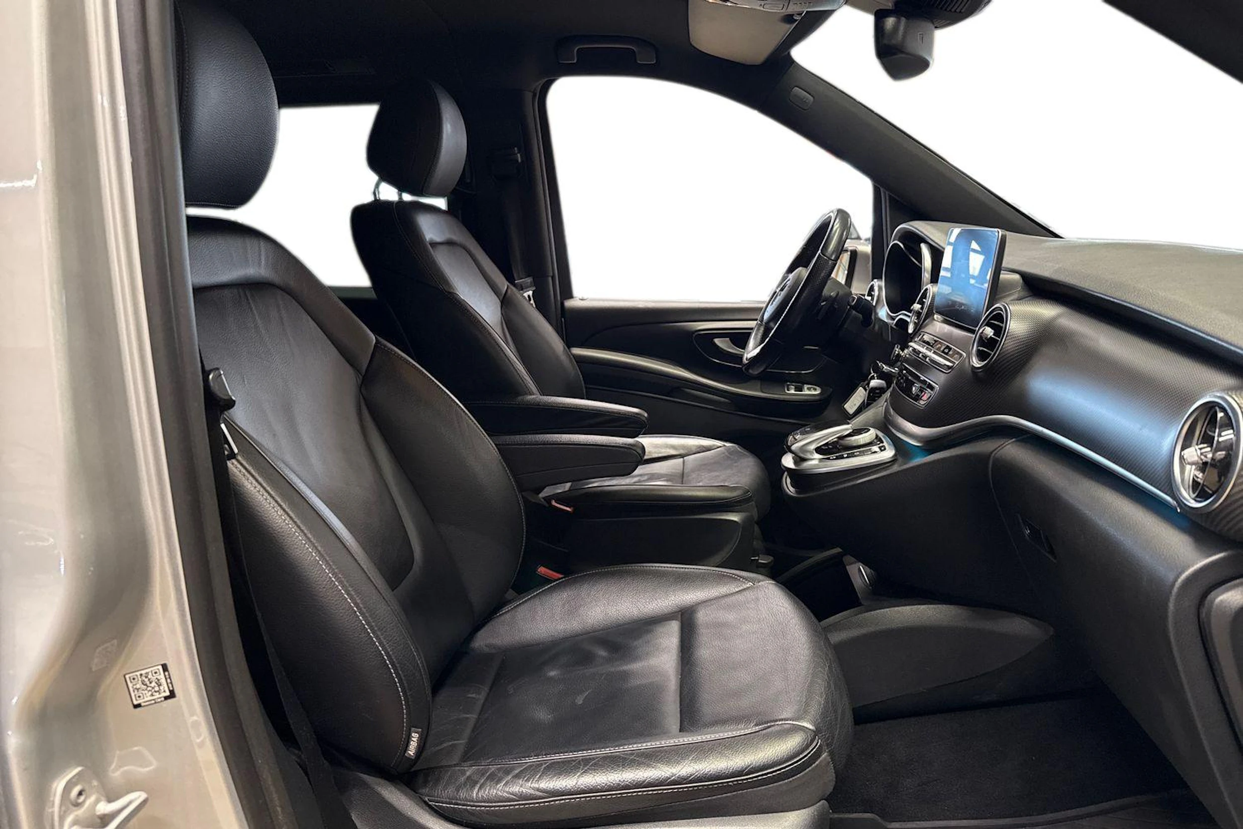 hopea Mercedes-Benz V 2017 kuva 11.