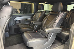 hopea Mercedes-Benz V 2017 kuva 15.