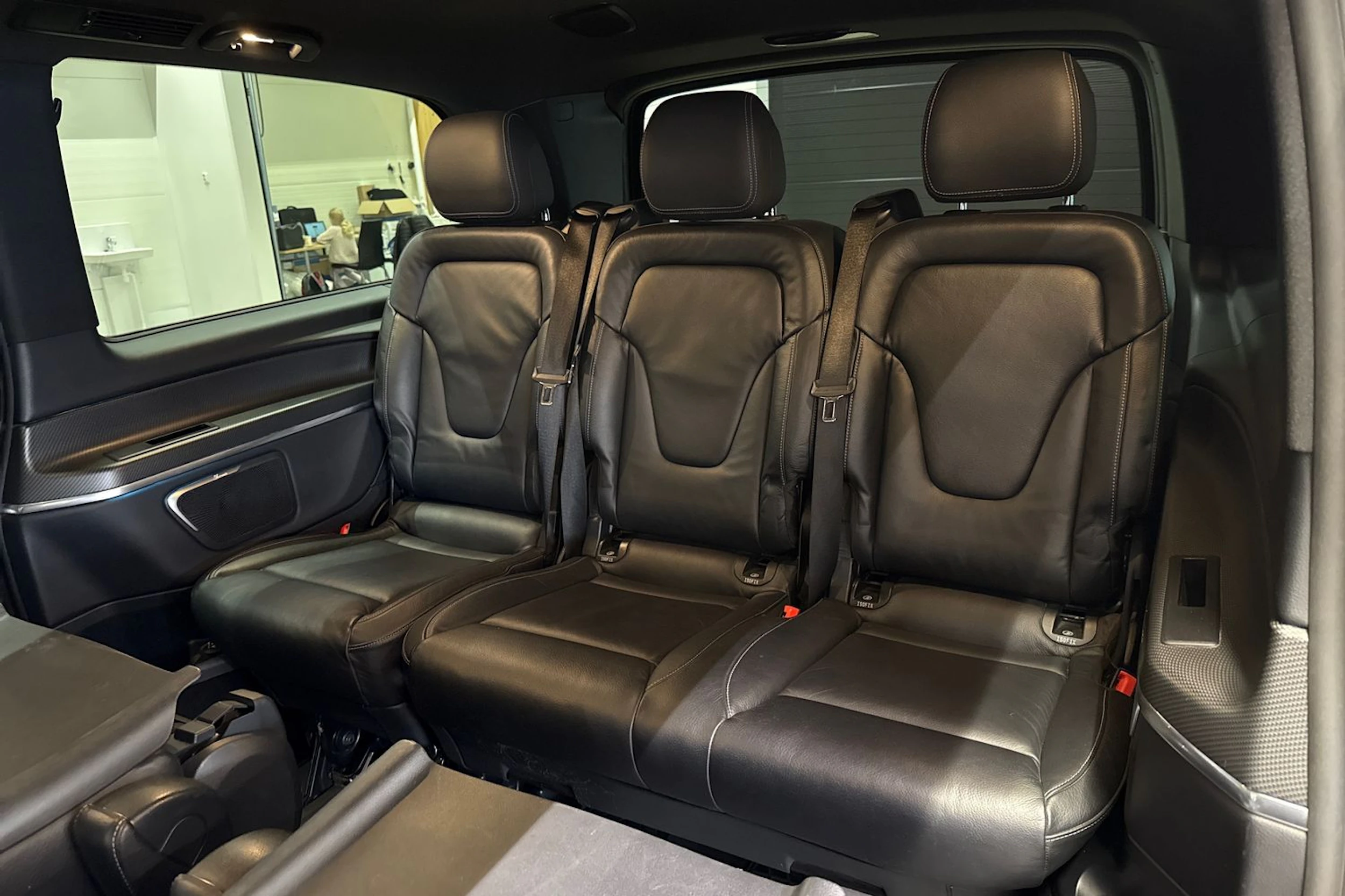 hopea Mercedes-Benz V 2017 kuva 16.