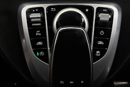 hopea Mercedes-Benz V 2017 kuva 30.