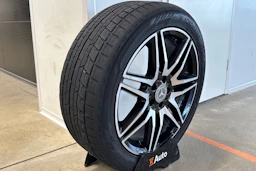 hopea Mercedes-Benz V 2017 kuva 38.