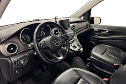 musta Mercedes-Benz V 2017 kuva 6.