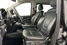 musta Mercedes-Benz V 2017 kuva 8.