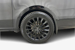 musta Mercedes-Benz V 2017 kuva 9.
