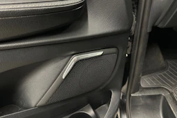 musta Mercedes-Benz V 2017 kuva 24.