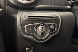 valkoinen Mercedes-Benz V 2018 kuva 19.