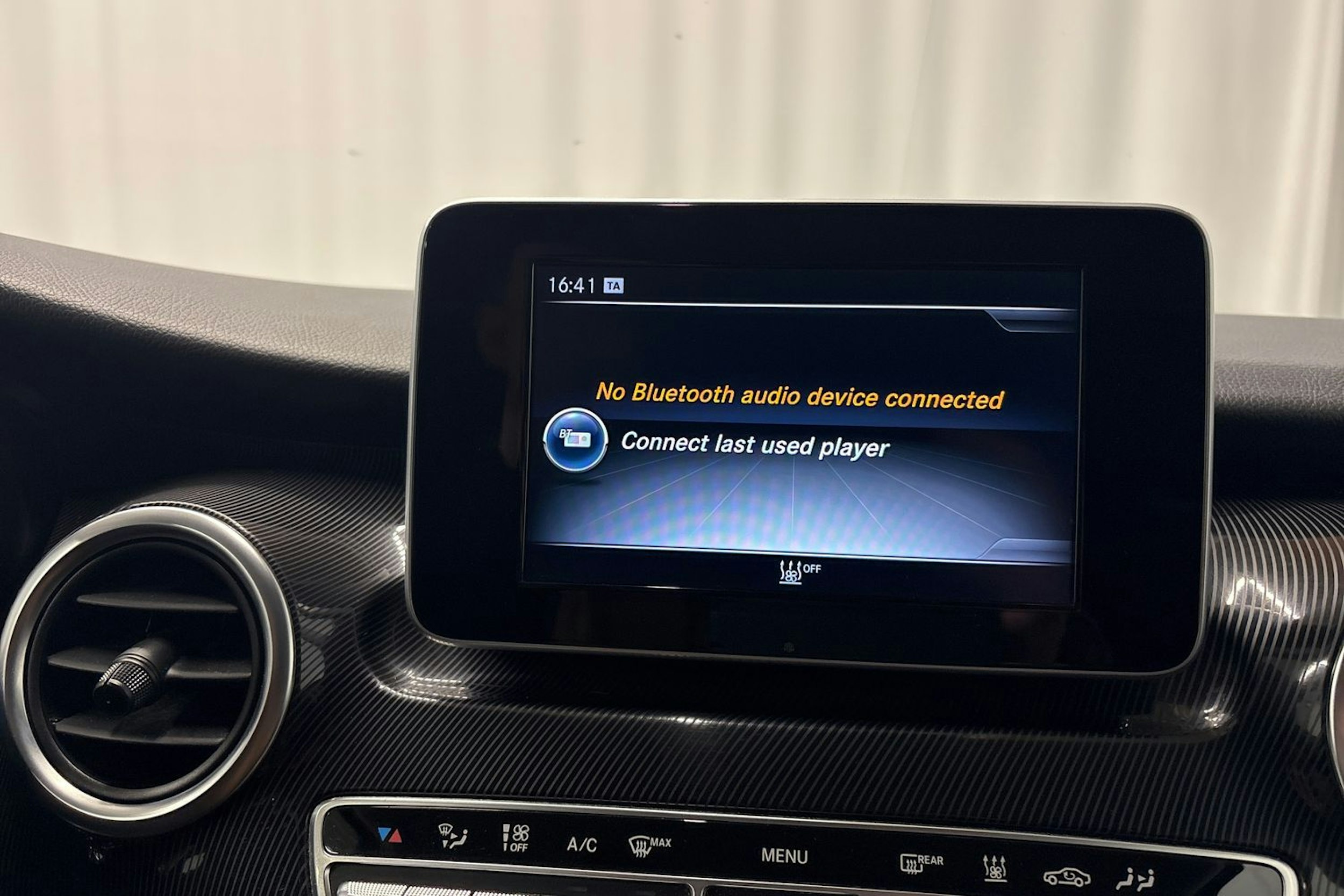 valkoinen Mercedes-Benz V 2018 kuva 23.