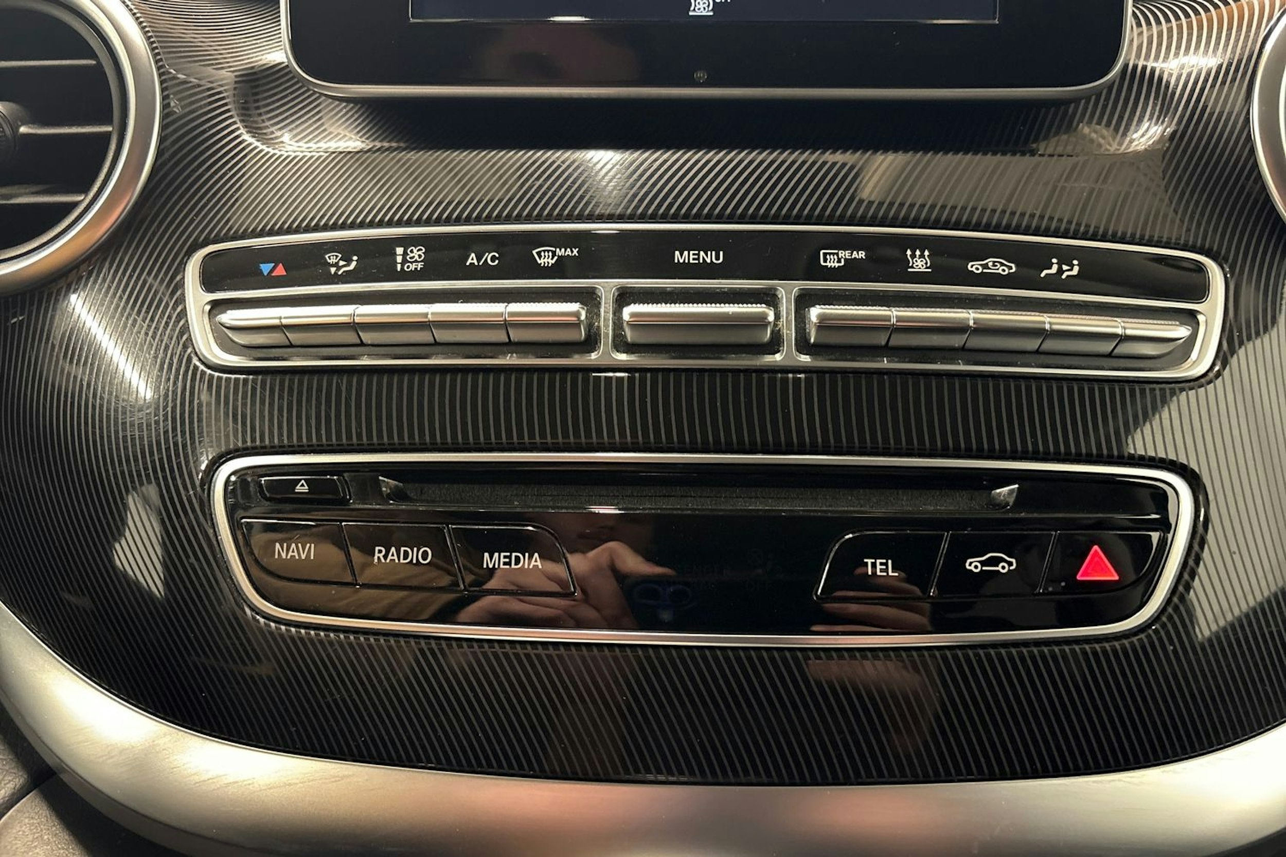 valkoinen Mercedes-Benz V 2018 kuva 24.