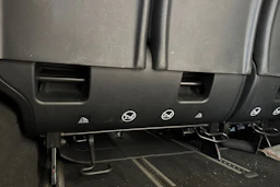 valkoinen Mercedes-Benz V 2018 kuva 29.