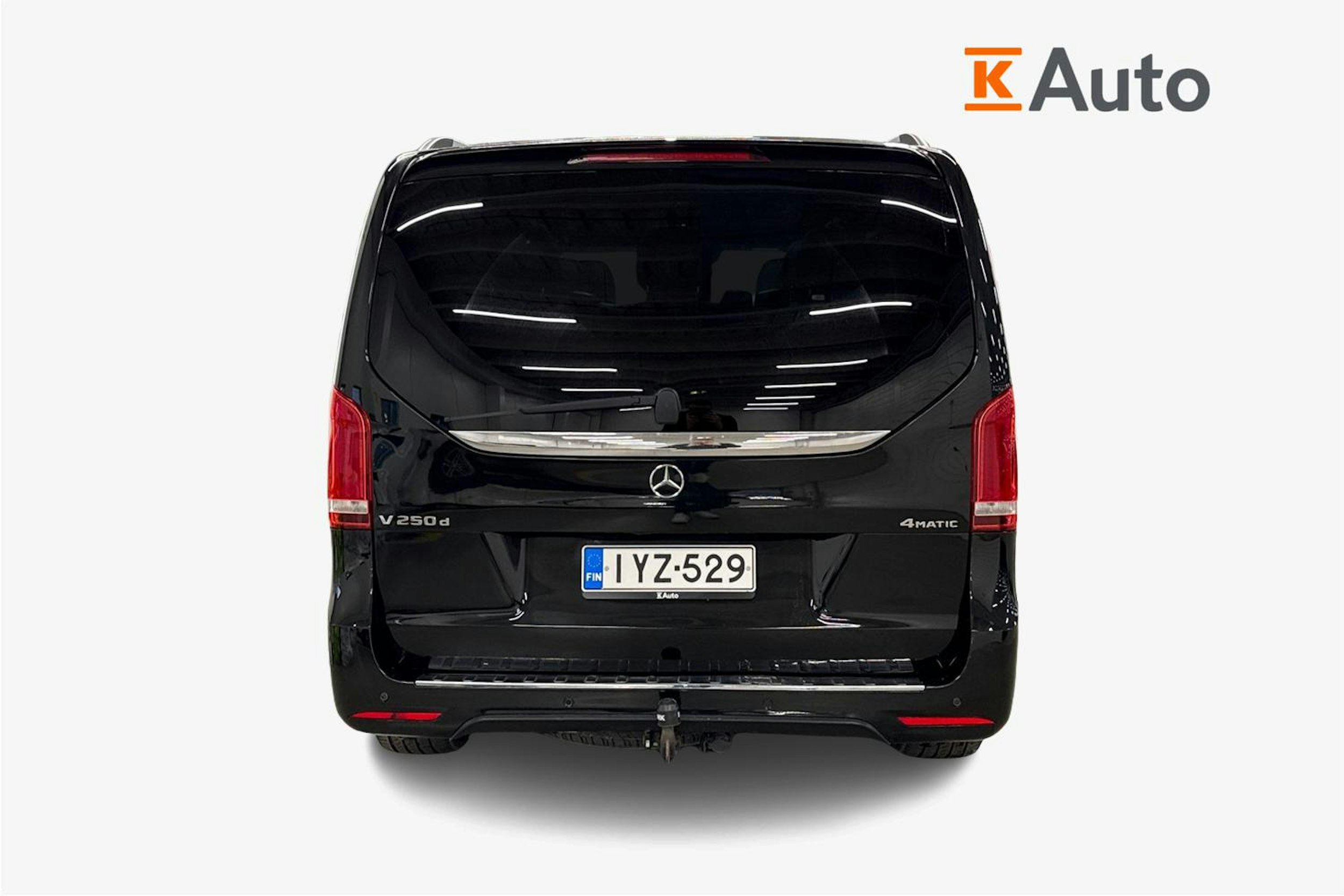 musta Mercedes-Benz V 2018 kuva 3.