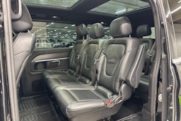 musta Mercedes-Benz V 2018 kuva 16.
