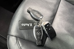 musta Mercedes-Benz V 2018 kuva 24.