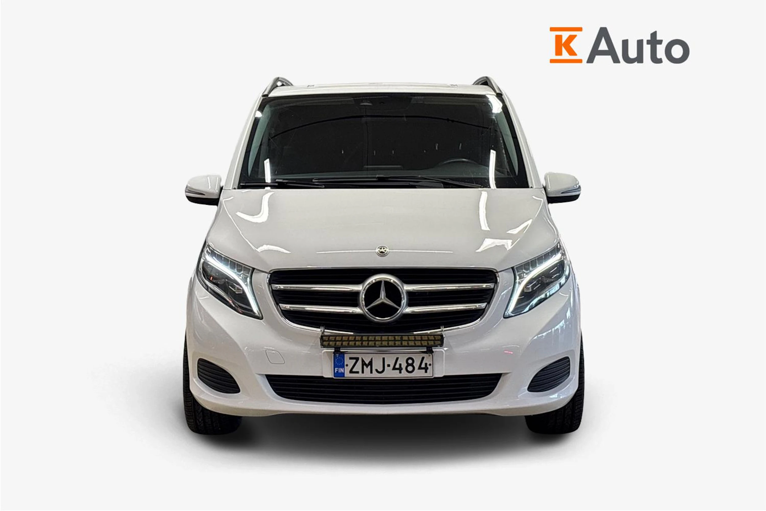 valkoinen Mercedes-Benz V 2018 kuva 5.