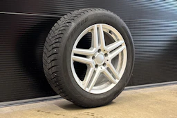 valkoinen Mercedes-Benz V 2018 kuva 13.