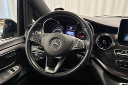 musta Mercedes-Benz V 2019 kuva 13.