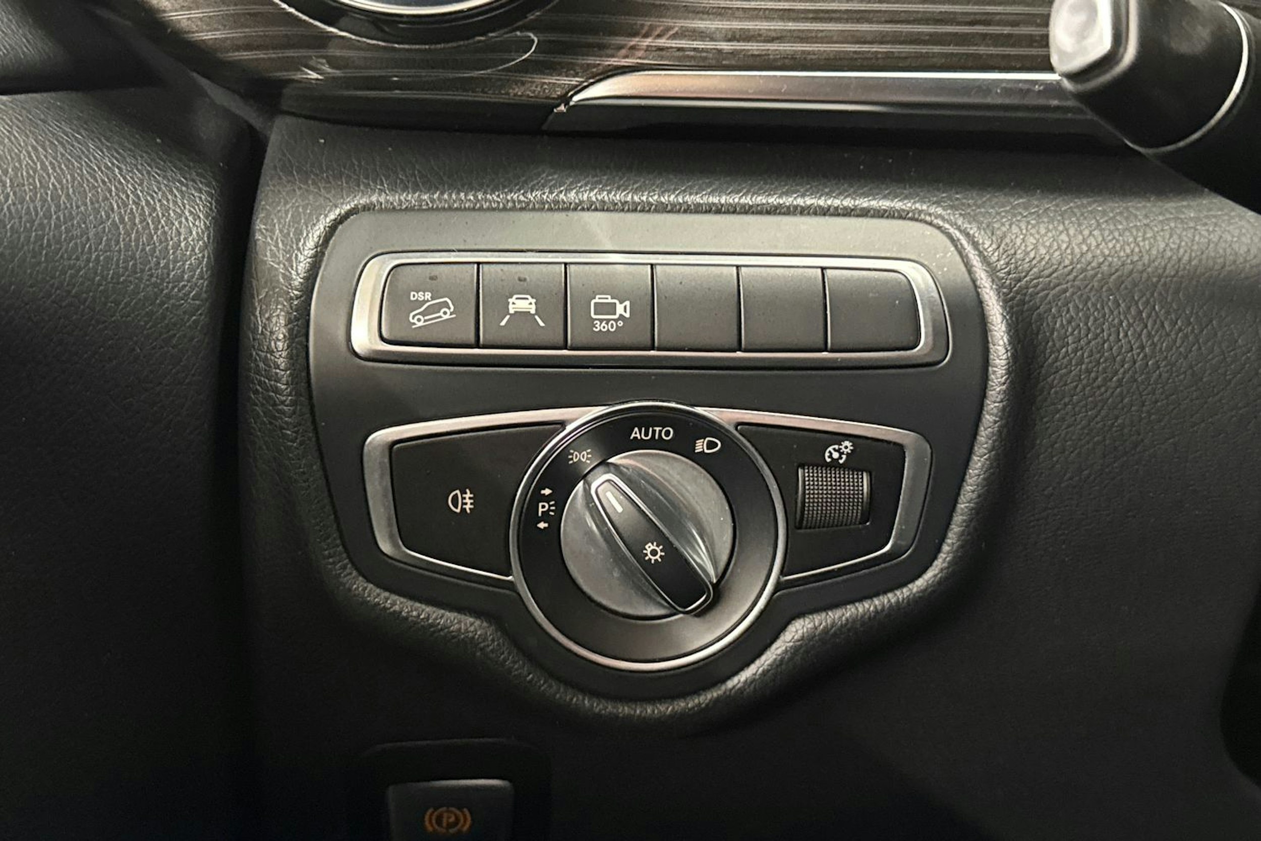 musta Mercedes-Benz V 2019 kuva 23.