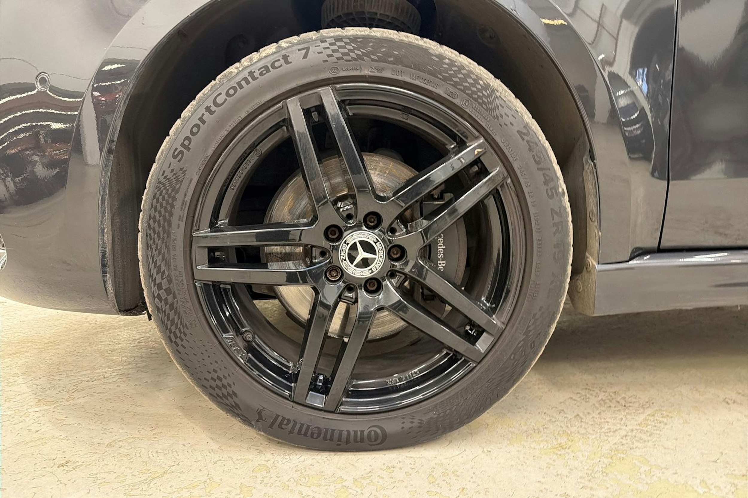 harmaa Mercedes-Benz V 2019 kuva 11.