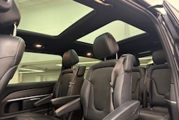 harmaa Mercedes-Benz V 2019 kuva 13.