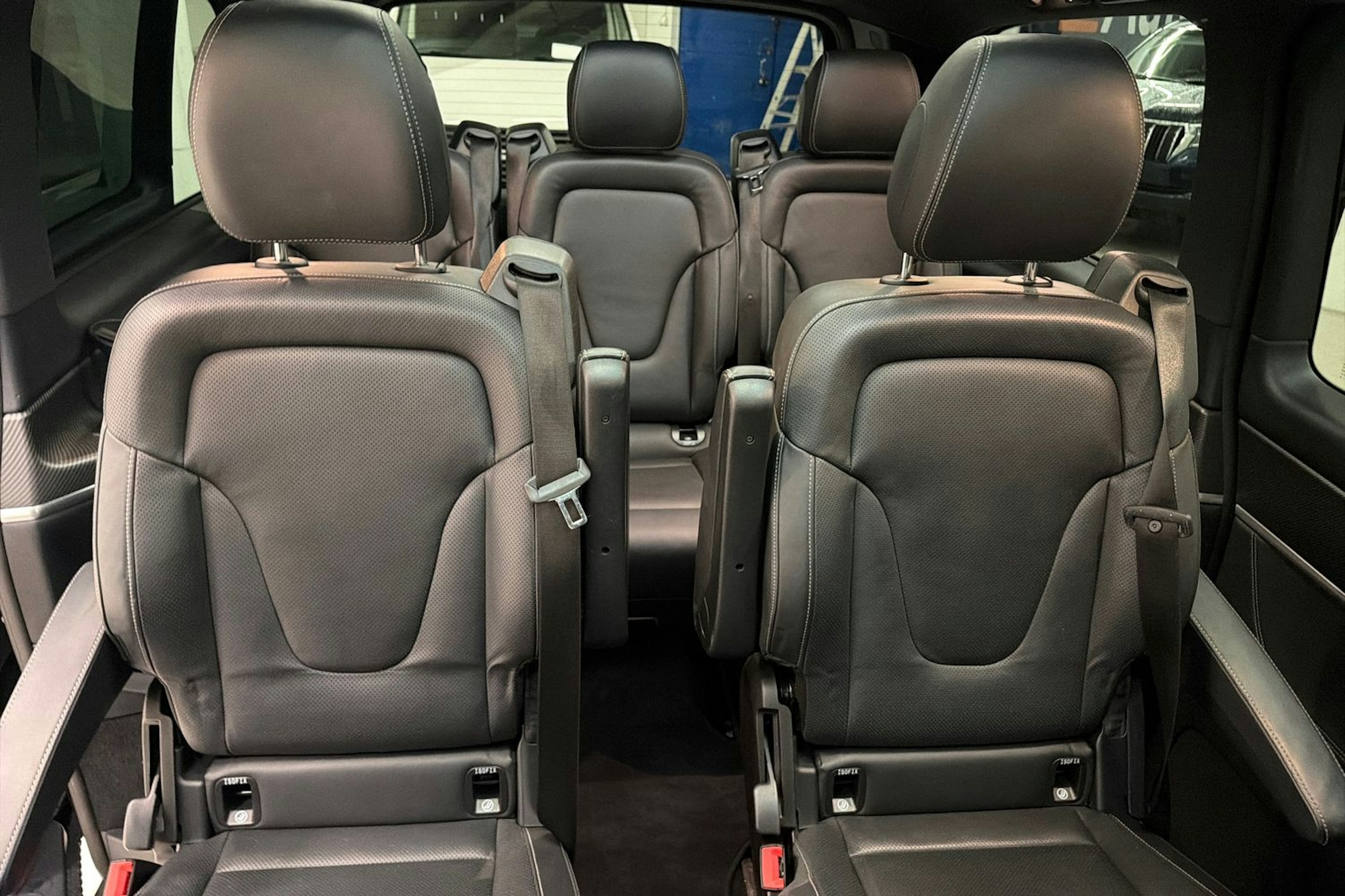 harmaa Mercedes-Benz V 2019 kuva 20.